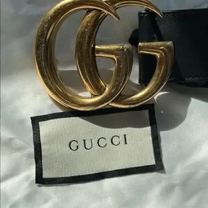 Gucci Black Leather Belt with Gold Buckle and dust bag size EU 70x28 Gucci | Accessories | Gucci Black Leather Belt With Gold  main image 3